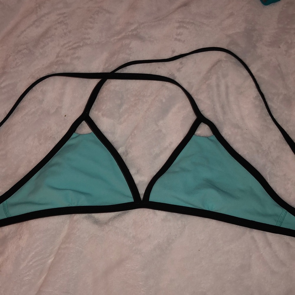 Large Jolyn Finn Top